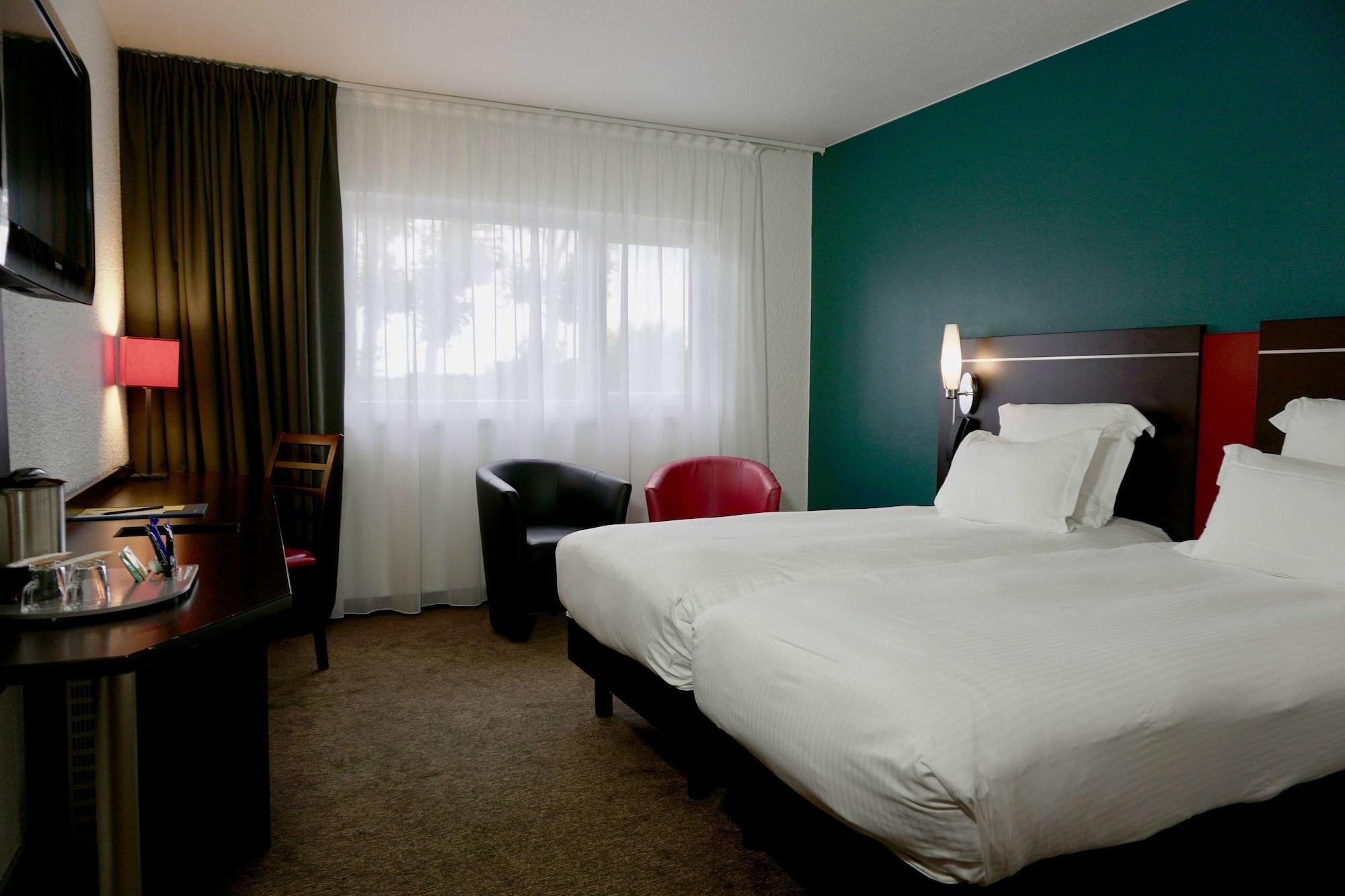 Golden Tulip Roissy Saint Witz Hotel Exterior foto