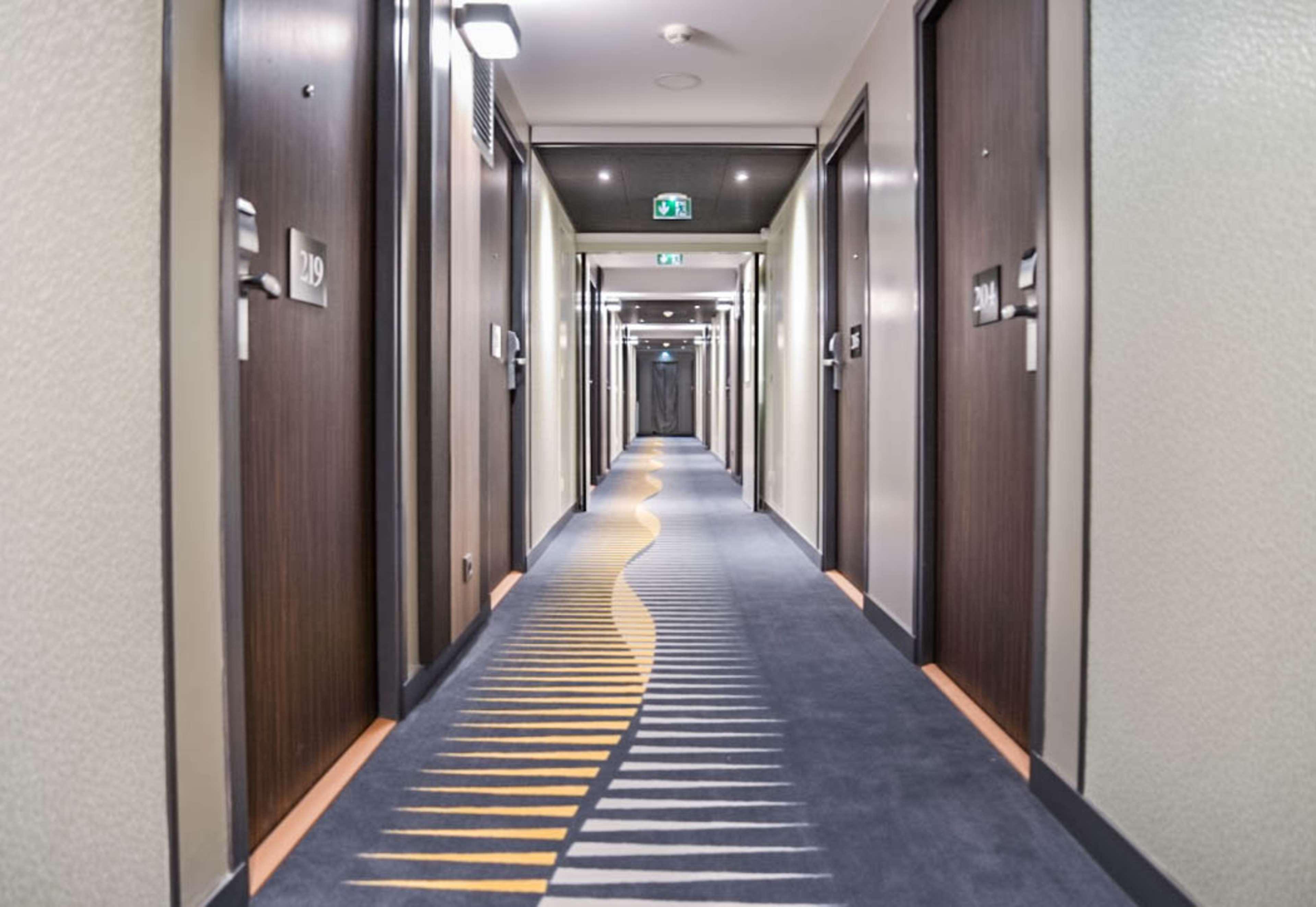 Golden Tulip Roissy Saint Witz Hotel Exterior foto