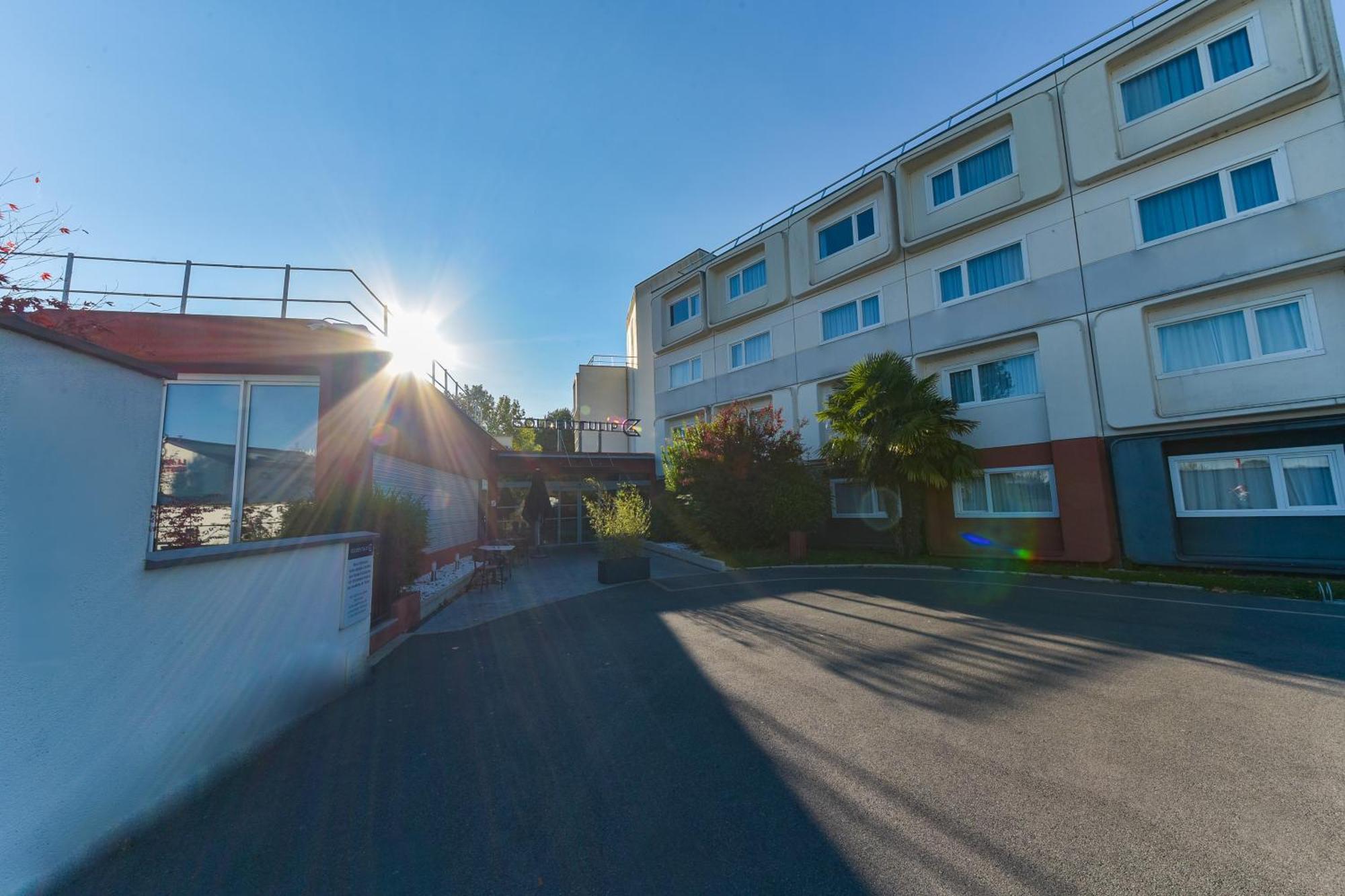 Golden Tulip Roissy Saint Witz Hotel Exterior foto