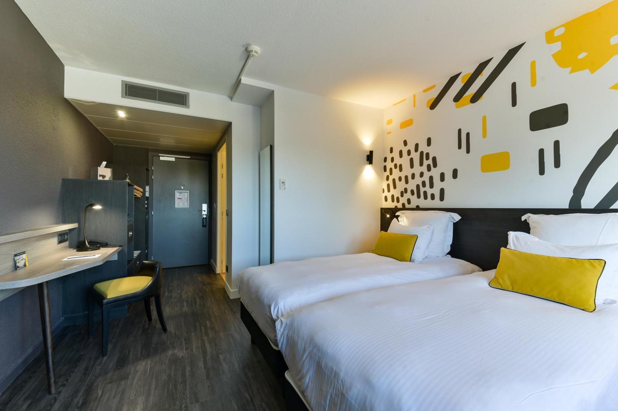 Golden Tulip Roissy Saint Witz Hotel Exterior foto
